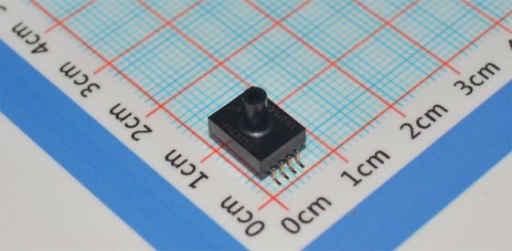 MPXM2010GS 10kPa 圧力センサー 0-40mV 出力 ±1.5% 正確性 SOP-6 3-6V 供給 -40°C から +125°C メディア耐性