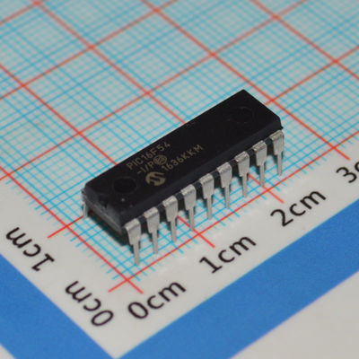 PIC16F54-I/P 8ビットRISC MCU 20MHz 512x12フラッシュ 25B RAM 12 I/O DIP-18 2-5.5V -40°C～125°C 低消費電力 <2mA