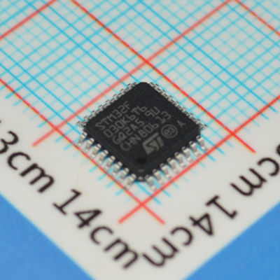 STM32F030K6T6 48MHz コルテックス-M0 MCU 32KB フラッシュ 4KB RAM 12ビット ADC 16 GPIOs LQFP-32 2.4-3.6V -40°C から +85°C 費用対効果