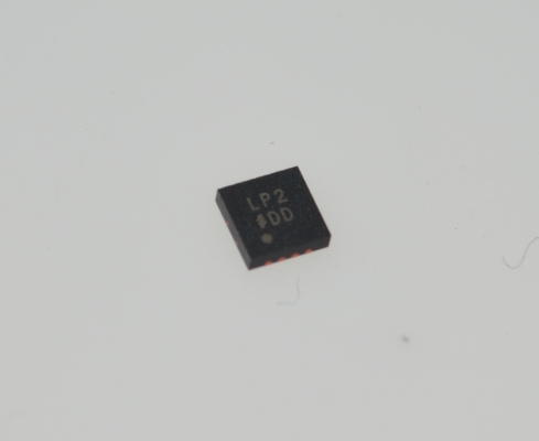 ADM7172ACPZ-R7 6.5V 2A 超低ノイズ LDO 1μV RMS ノイズ 75dB PSRR @1MHz 2.3-6.5V 入力 LFCSP-8 -40°C ～ +125°C