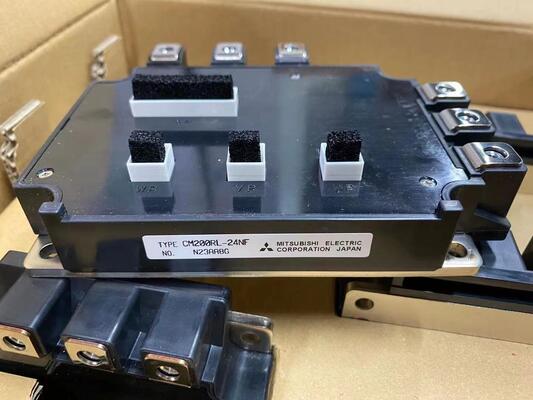 CM200RL-24NF 1200V 200A ダブルIGBTモジュール 低VCE (sat) 高ショート回路強度 低スイッチ損失 産業用モータードライブおよび高電力UPS