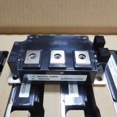 CM300DU-24NFH 1200V 300A ダブル IGBT モジュール 低 VCE (sat) 高短回路強度 低スイッチング損失 高隔離 産業用モータードライブおよび高電力UPS